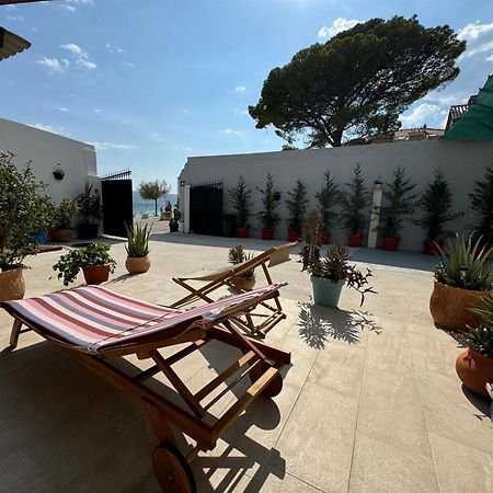 Beach House Oasis Villa Livak Kastela Bagian luar foto