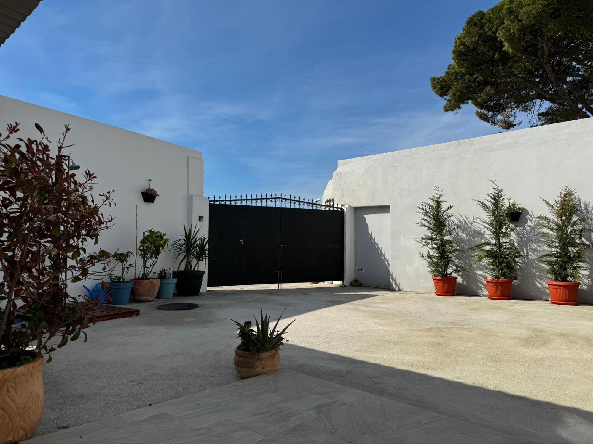 Beach House Oasis Villa Livak Kastela Bagian luar foto