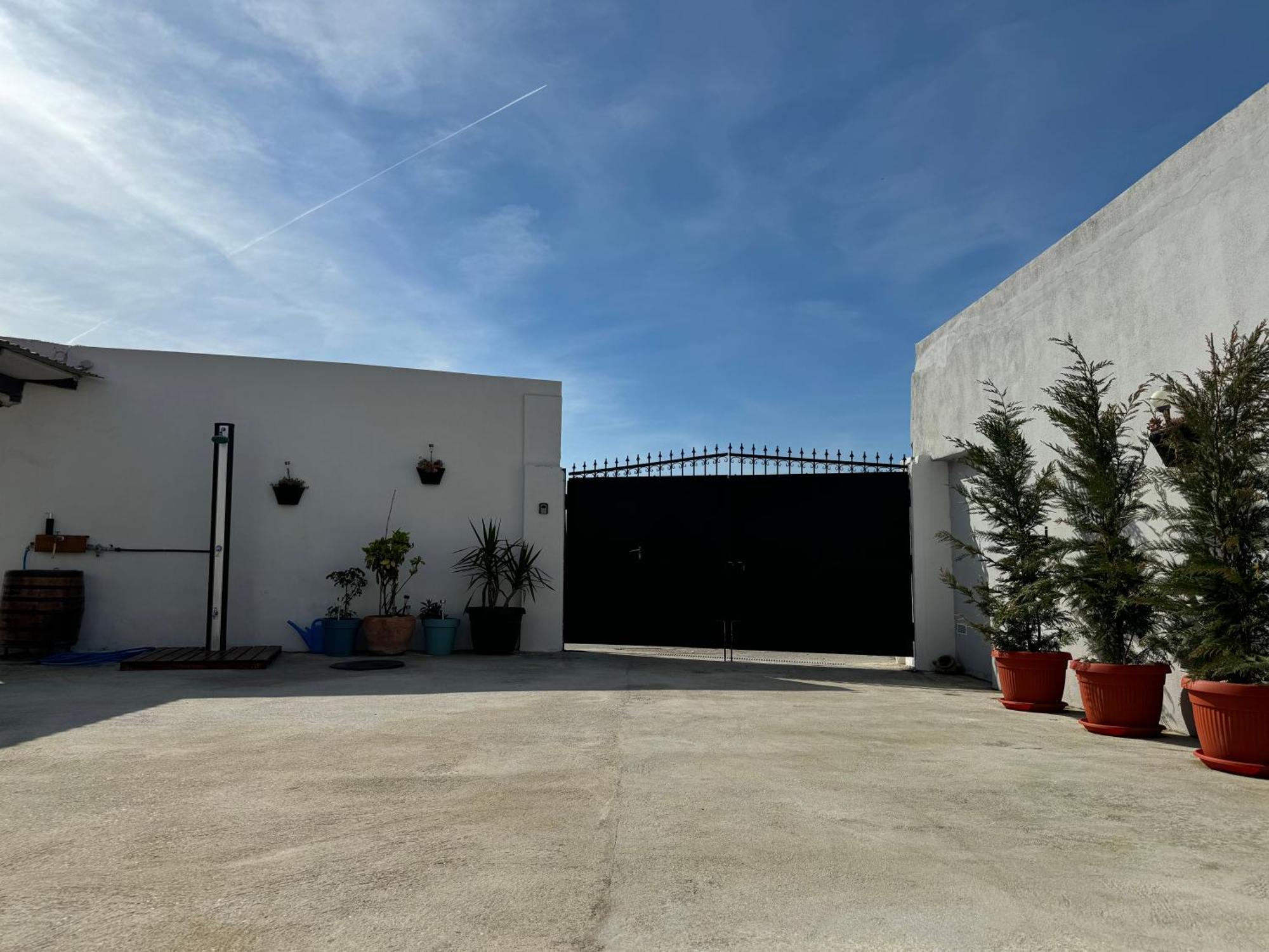 Beach House Oasis Villa Livak Kastela Bagian luar foto