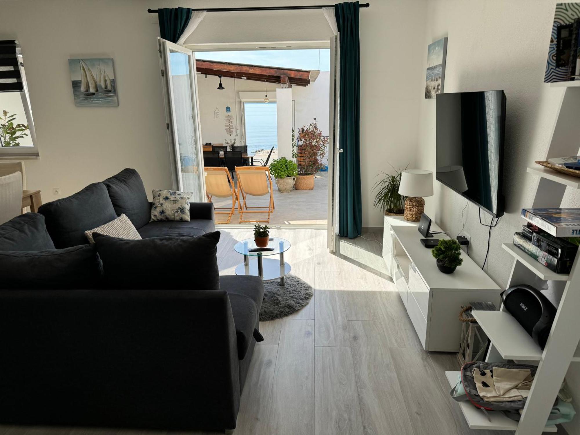 Beach House Oasis Villa Livak Kastela Bagian luar foto