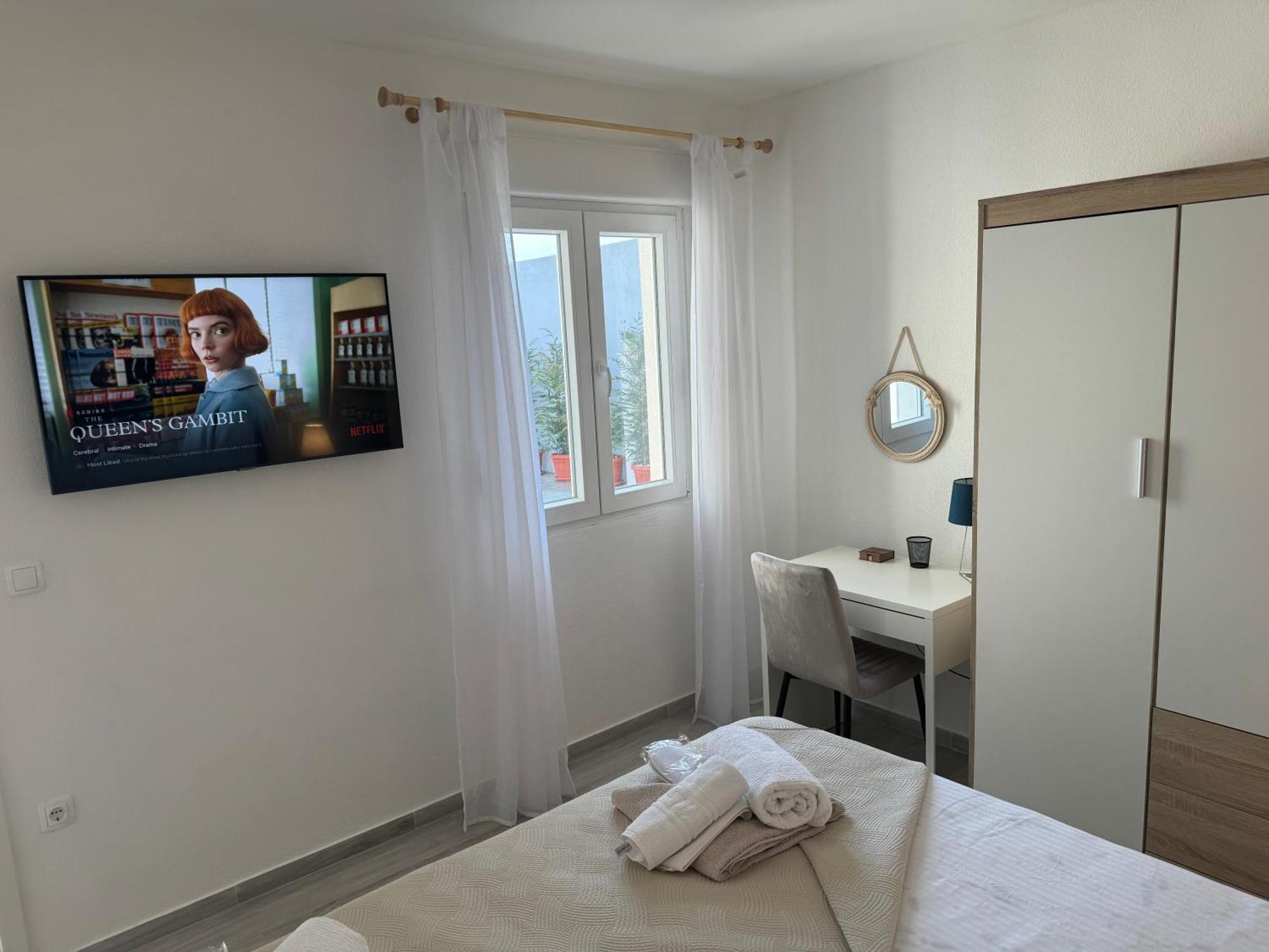 Beach House Oasis Villa Livak Kastela Bagian luar foto